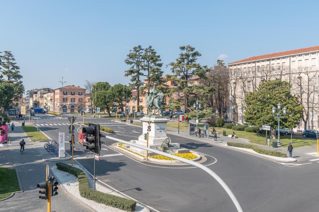 Appartamento Piazza Garibaldi - F&L Apartment Brescia Exterior foto
